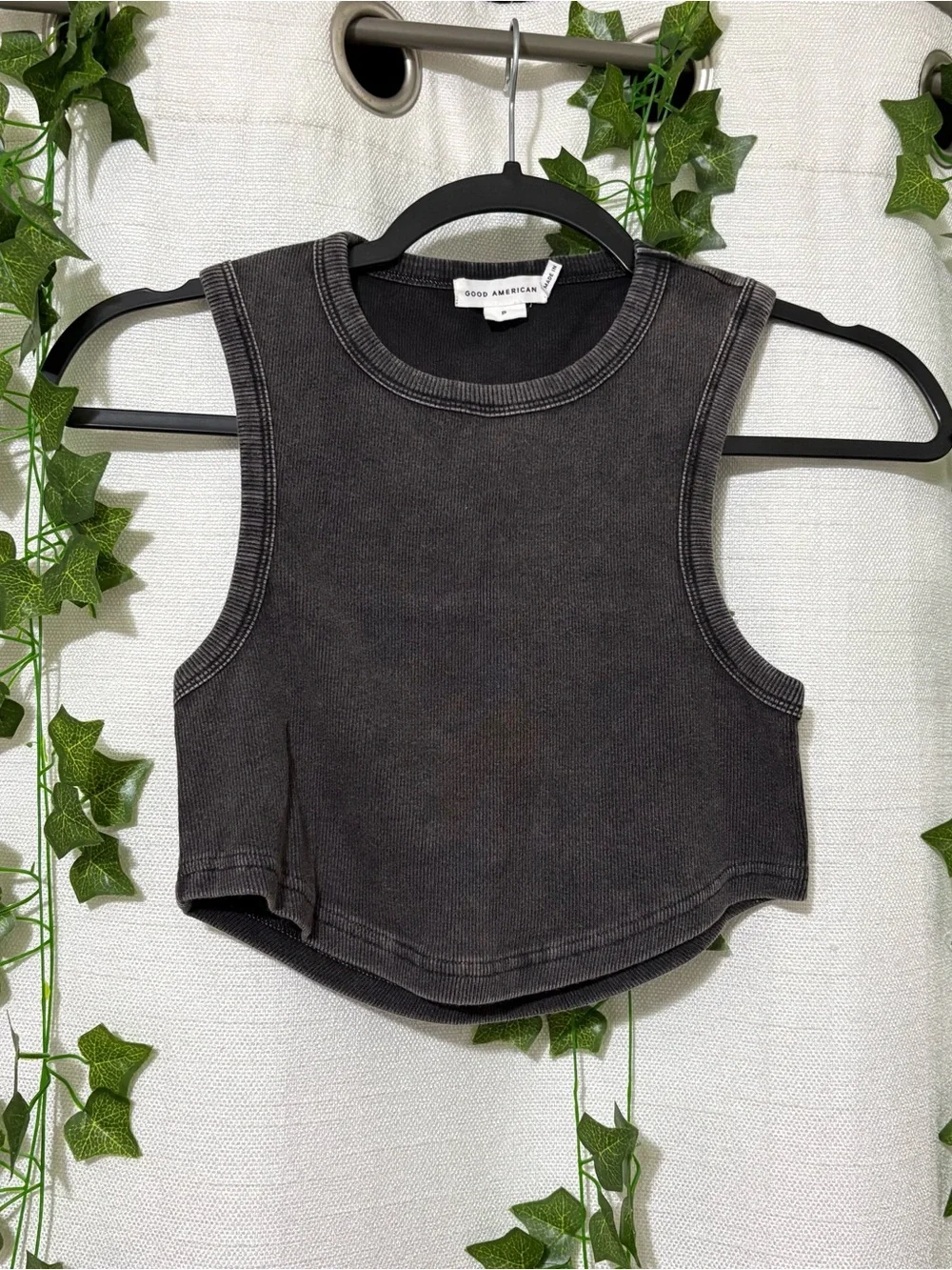 Good American Washed Charcoal Cropped Tank